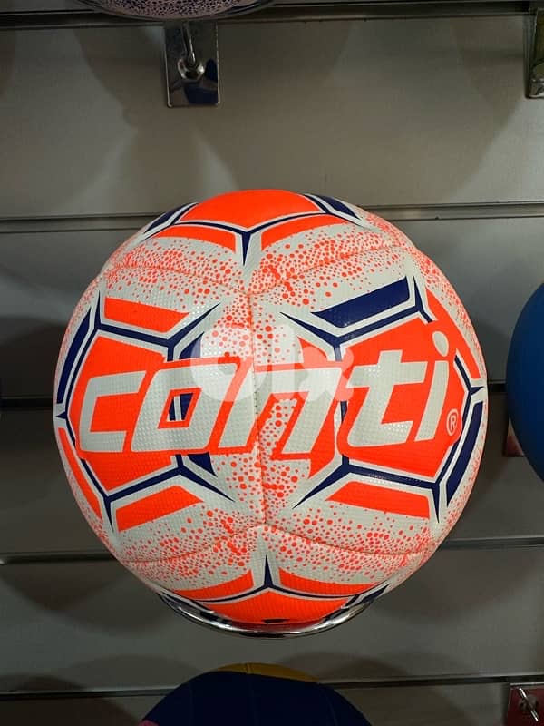 Conti football 0
