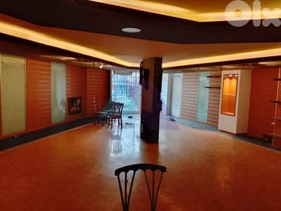 Prime 1,500 sqm Showroom in the Heart of Jounieh - صالة عرض في جونيه
