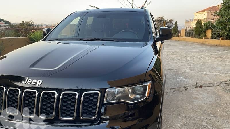 Jeep Grand Cherokee 2017 قابل للمقايضة 0