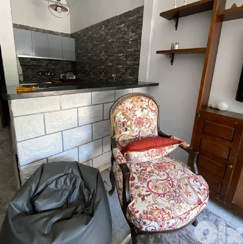 Chalet for sale in Faraya GH101 شاليه للبيع في فاريا 2