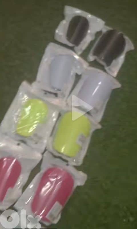 shin كسارات فوتبول لحماية ارجل 2