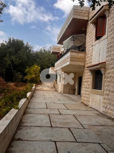 Ground floor furnished apartment in chouf area