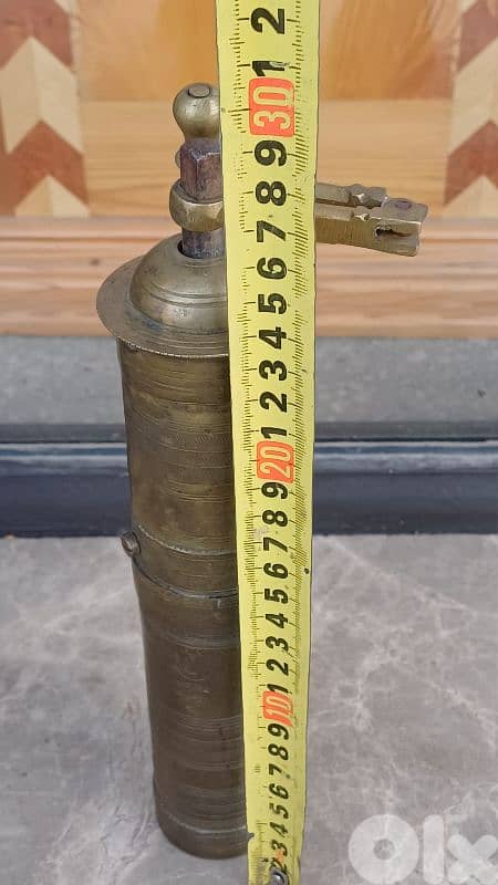 antique 8