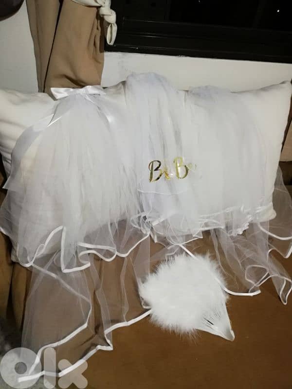 bride to be dress, robe, and accessories 12