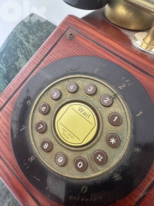 telephone 2