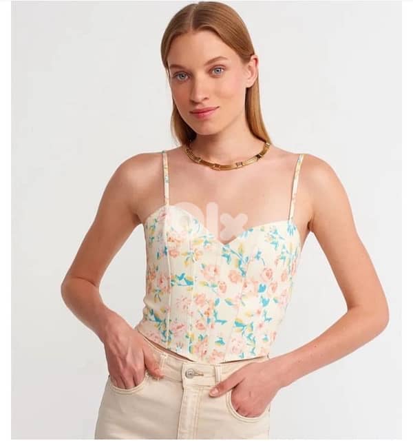 ستوك ألبسة نسائية- womens wear stock 10