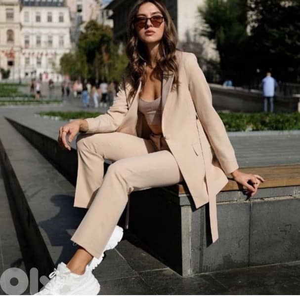 ستوك ألبسة نسائية- womens wear stock 11