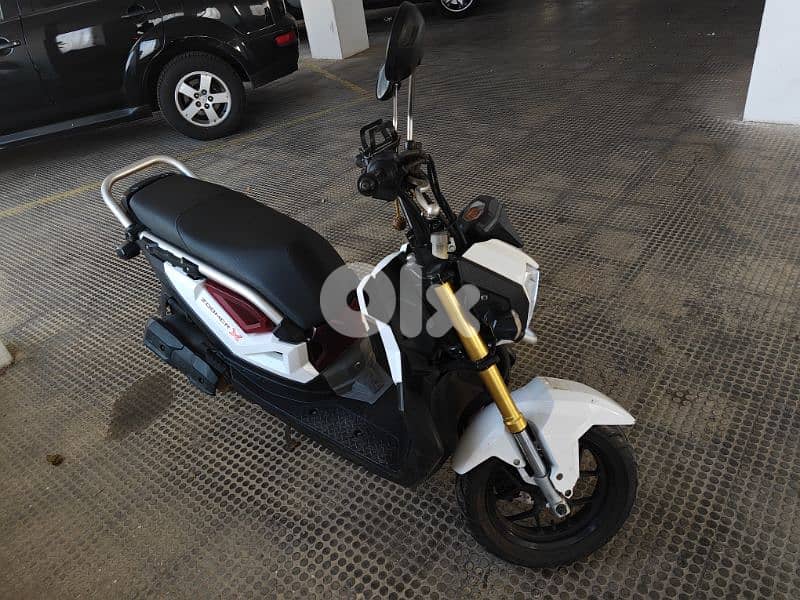 Honda Zoomer-X 2