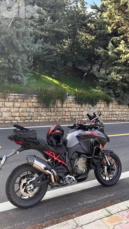 Ducati Multistrada V4S Grand Tour 2024 16