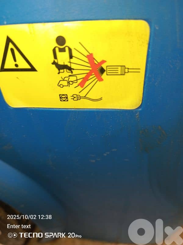 فرض ضغط صناعي لتنظيف الصحور 3