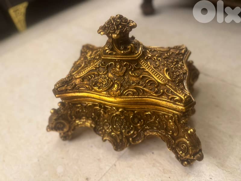 Antique Gold Box 0