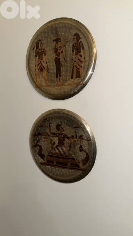 Decorative brass plates - 2 pieces 0