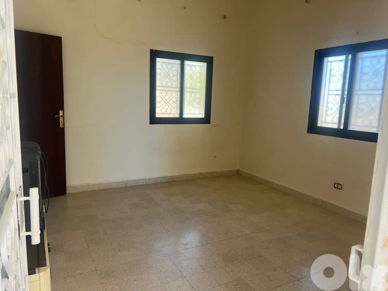 L19323 - An Individual Building For Sale in Chanay, Bhamdoun 7