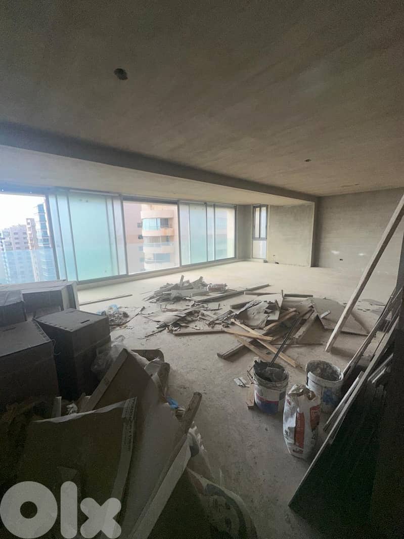 Luxurious Apartment For Sale In Ramlet Al Bayda 0