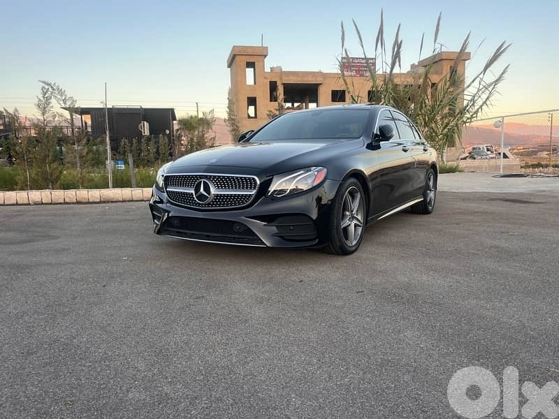 Mercedes-Benz E 2017, look AMG, super clean, full option. 0