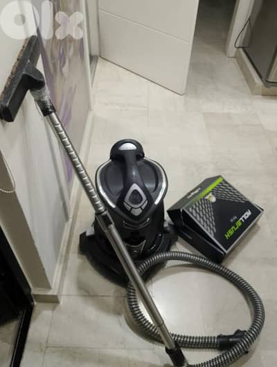 ritello R1 vacuum cleaner