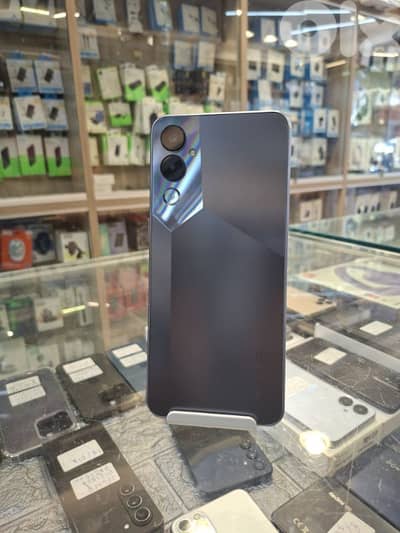 Used pova 4 gray 8/128 gb