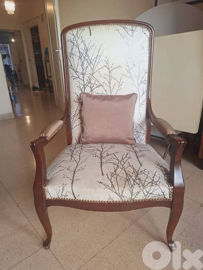 Refurbished style chairs