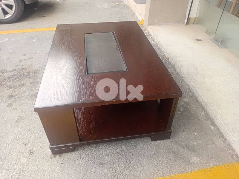 طاولي شبه جديد  موبيليا 120 بي 80 2