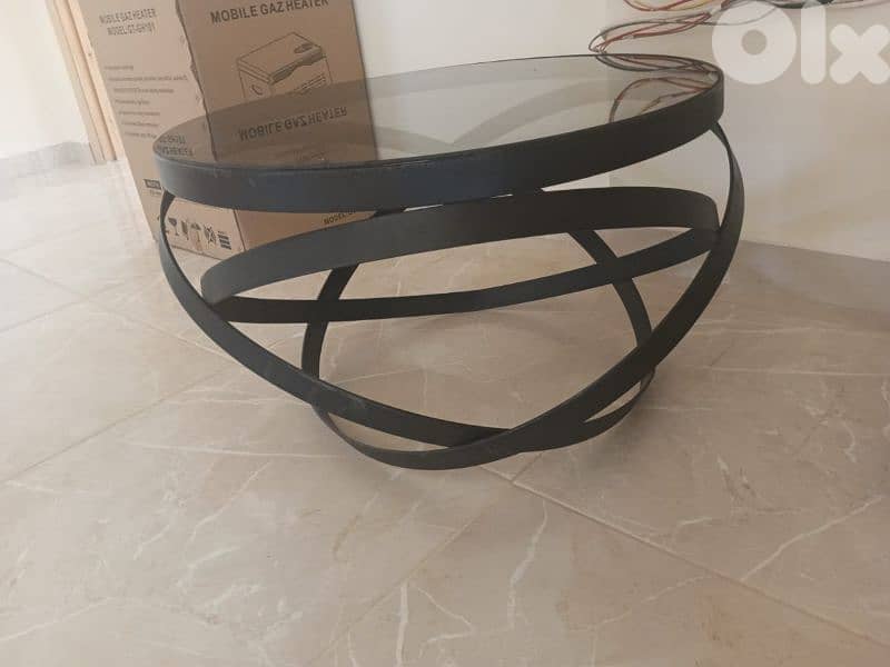 طاولي شبه جديد 75 بي 75 0