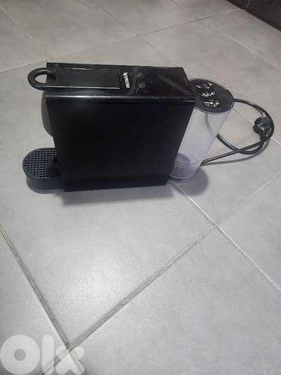 Nespresso Coffee machine (Essenza Mini)