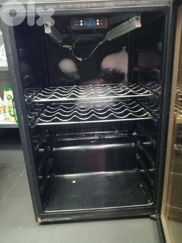 wine cooler inverter digital  براد نبيذ 3