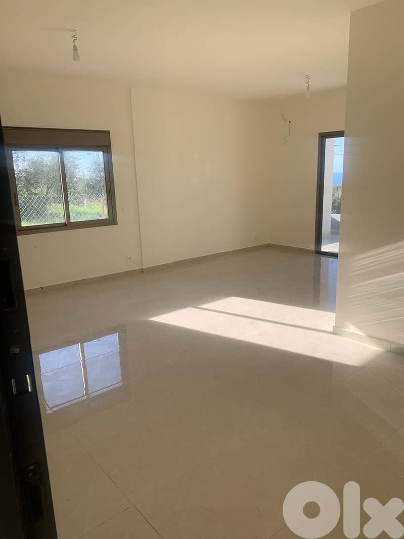 Apartment for sale in Ebrin - شقة للبيع في عبرين 0