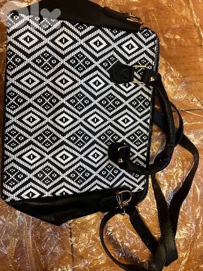 black and white bag