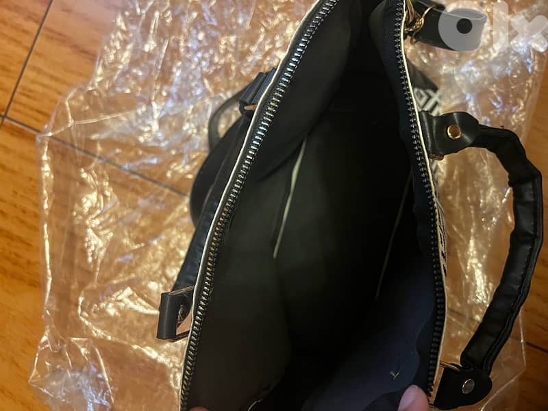 black and white bag 2