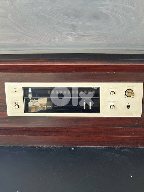 Toshiba projection TV 4