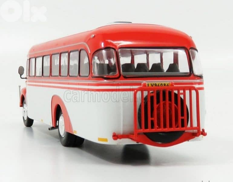Volvo B375 Bus 1957 diecast car model 2