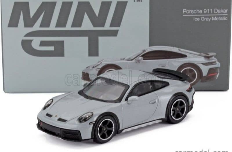 Porsche 911 992 Dakar 2023 diecast car model 1;64 0