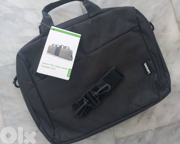 Lenovo 15.6" Laptop Black Casual Toploader 1