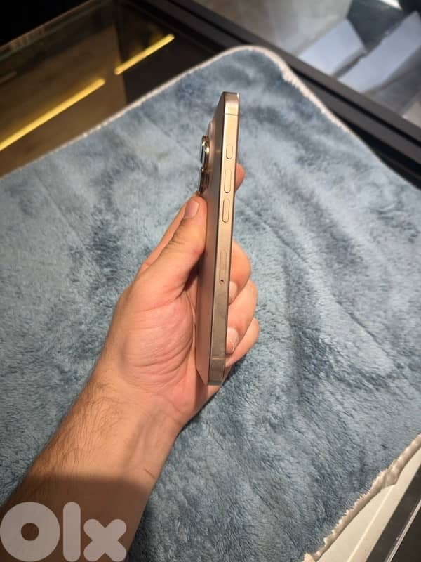USED IPHONE 16 PRO 512 GB DESERT 6