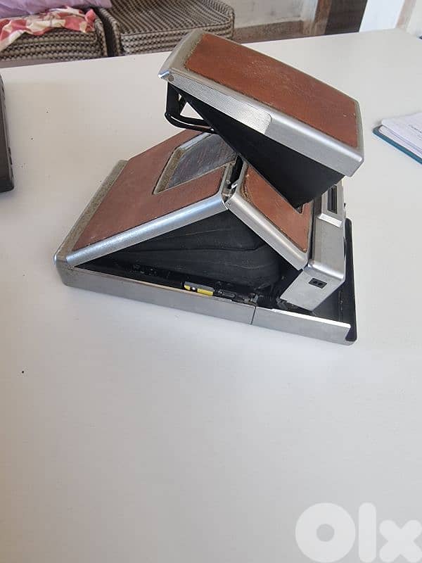 vintage Polaroid SX-70 Land Camera 2