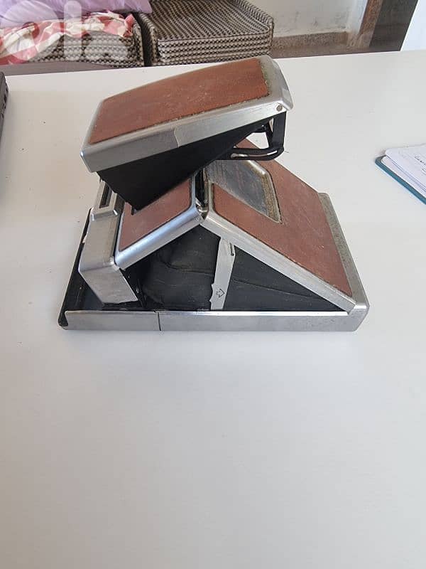 vintage Polaroid SX-70 Land Camera 3