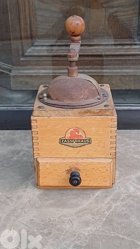 antique 0