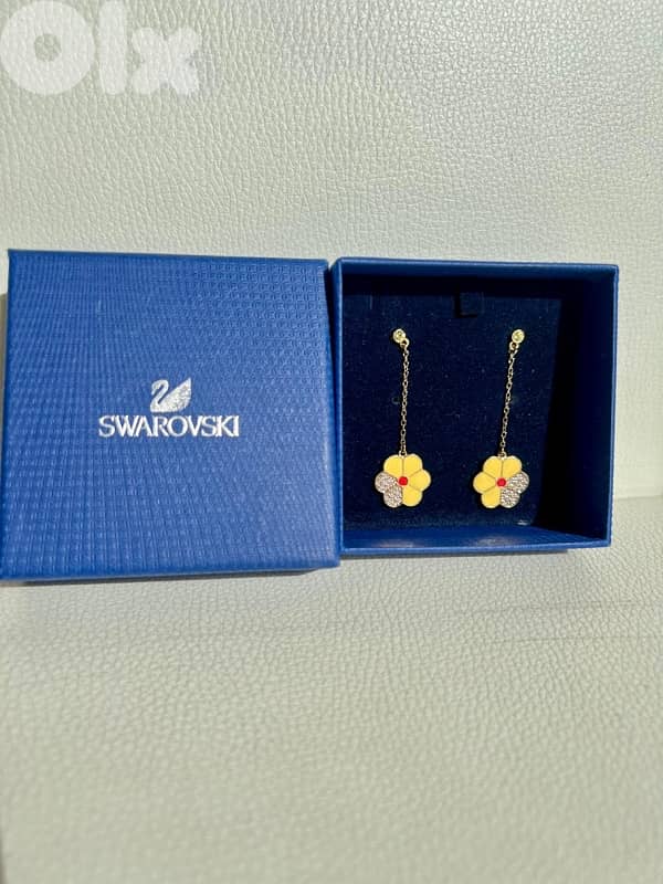 Swarovski Flower Daisy Earrings - Gold Plated - Chain Charm Crystal 2