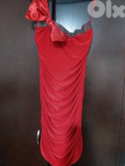 فستان سهرة
