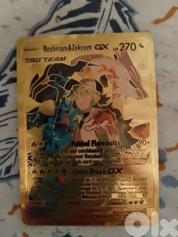 Reshiram and zekrom pokemon golden card. 0
