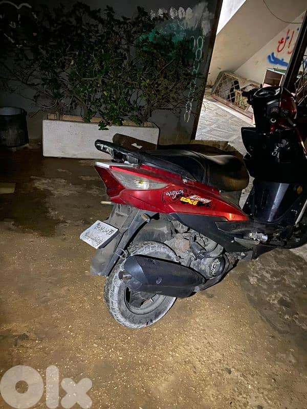 lindy azzo 125cc 1