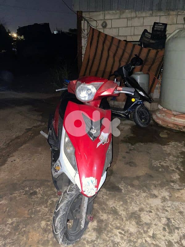 lindy azzo 125cc 2