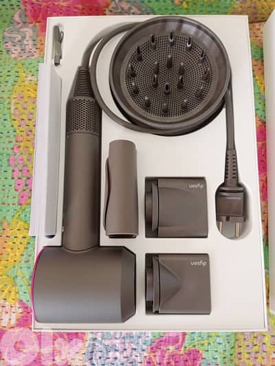 Dyson Supersonic hairdryer