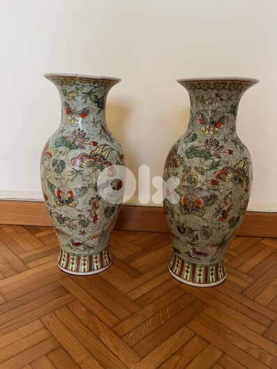 Pair of old Chinese vases