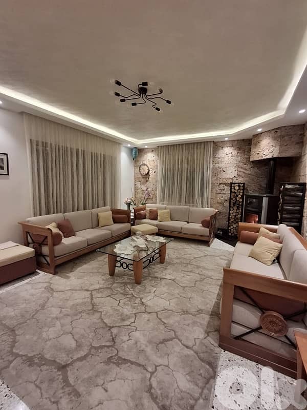 living Room 0