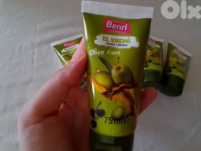 . كريم لليدين بتركيبة زيت الزيتون لنعومة فائقة Benri Hand cream