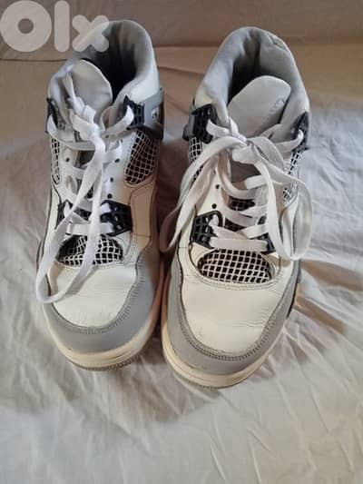 shoes benete neswene 4 b a2al men 7a2 wahad naw3ye mneha w ma3on hdye