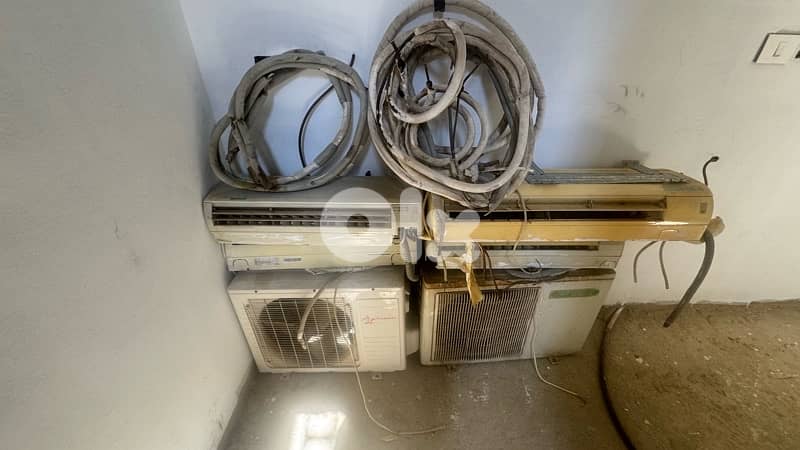 2 full ac used in good condition 0