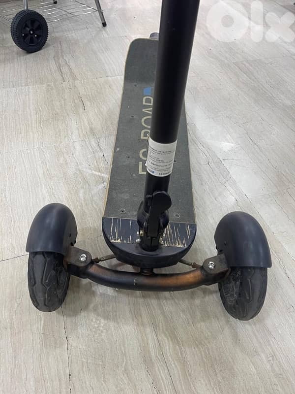 Es board scooter electric great condition 1
