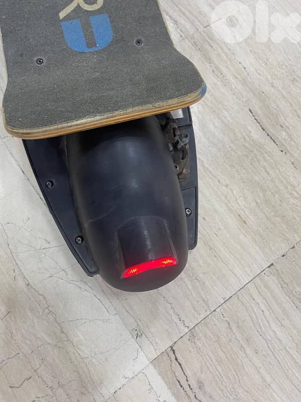 Es board scooter electric great condition 4